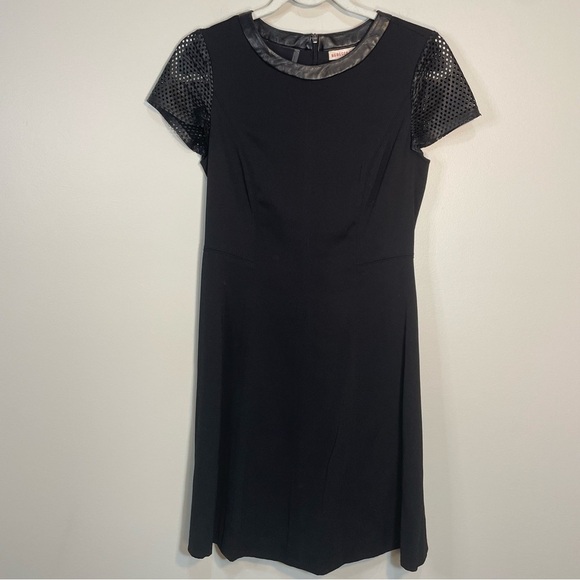 Rebecca Taylor Short Sleeve Black Perforated Leather Sleeved Mini Dress Size 2 - Picture 3 of 10